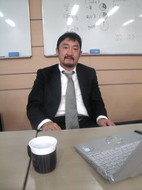 藤崎氏.jpg